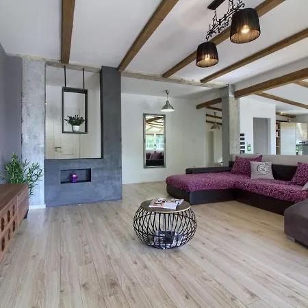 Cozy And Beautiful House In Apartamento