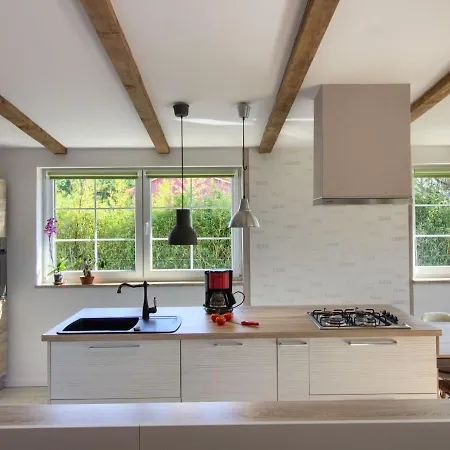 Appartement Cozy And Beautiful House In *
