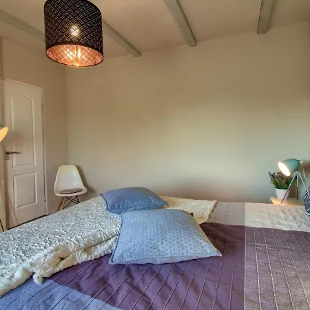Cozy And Beautiful House In Appartement *